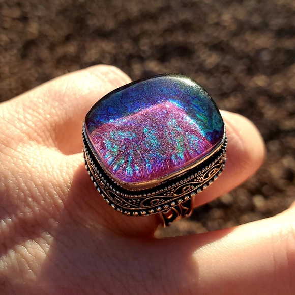 New Huge Dichoric Glass Antique Design 925 Silver Ring. - Picture 5 of 16